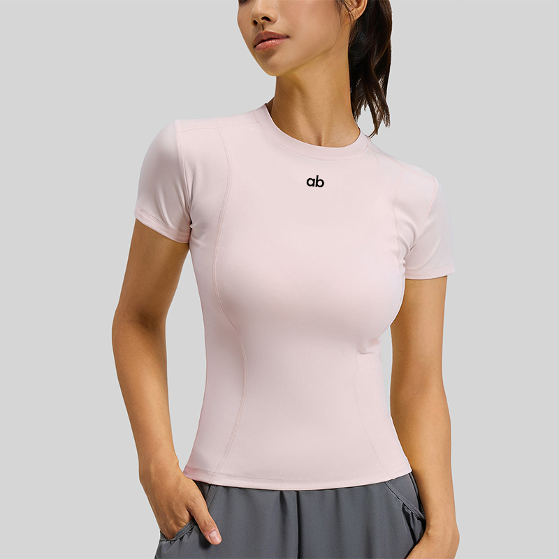 T-shirt Estiva da Yoga a Manic - T Shirt Tight Fit recensione e prezzo