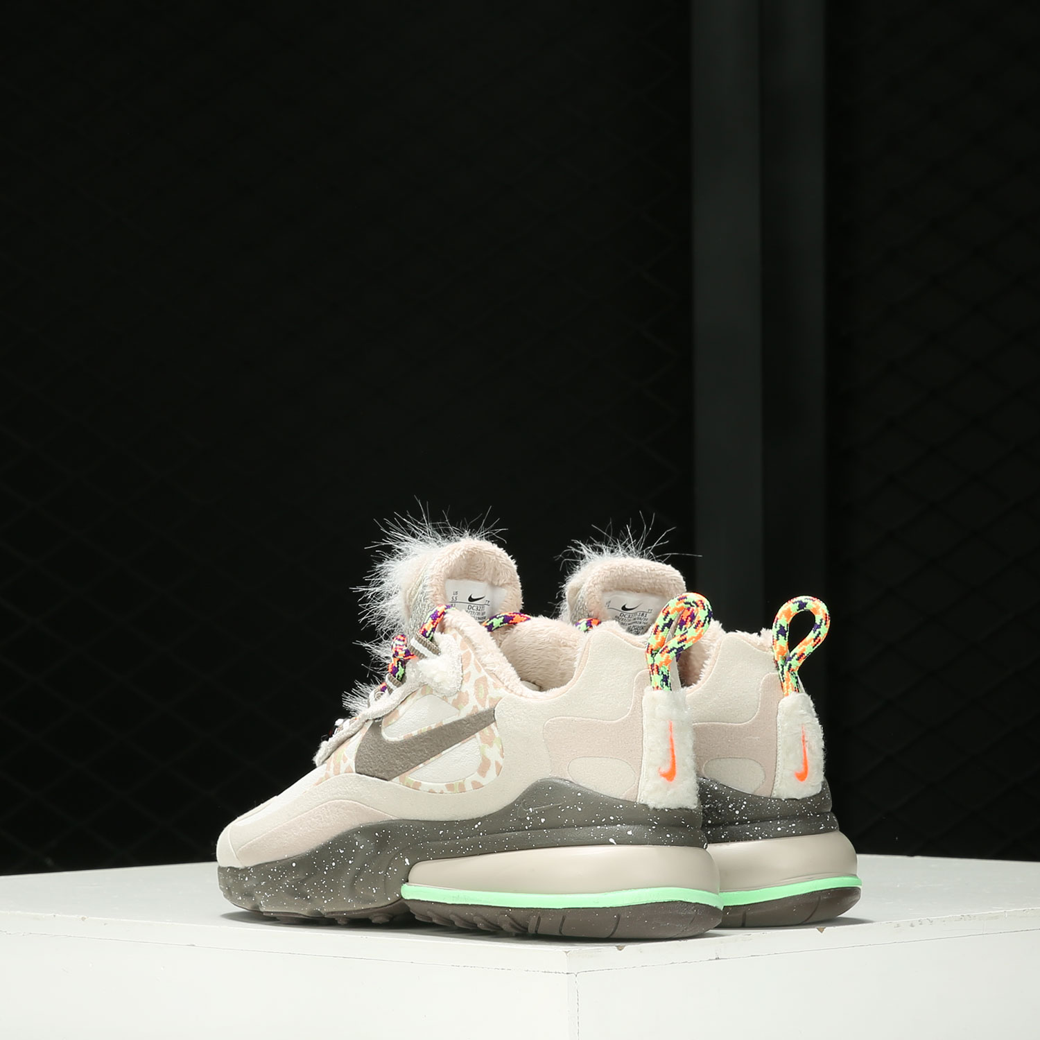 Scarpe da corsa da allenamento - Nike Shoes Air Max 270 recensione e prezzo